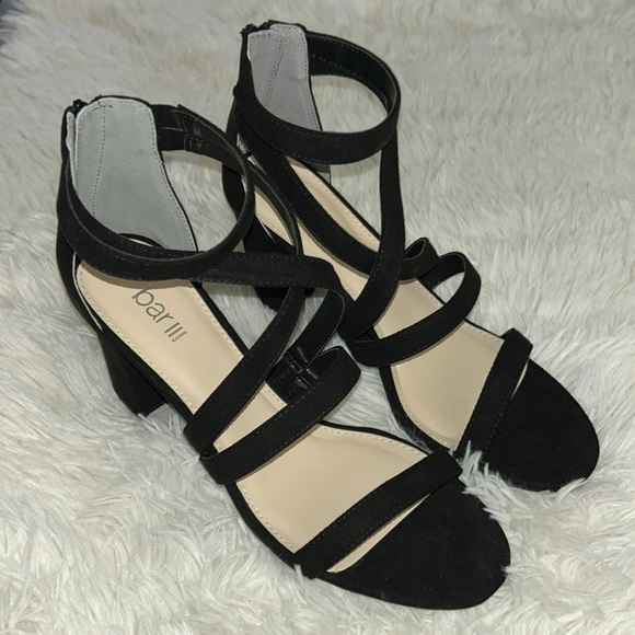 Elegant black strappy sandals - Picture 3 of 6